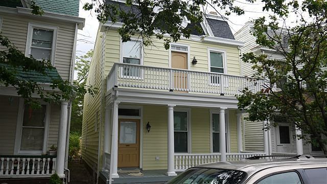 1st image of 1308 Oakwood Ave