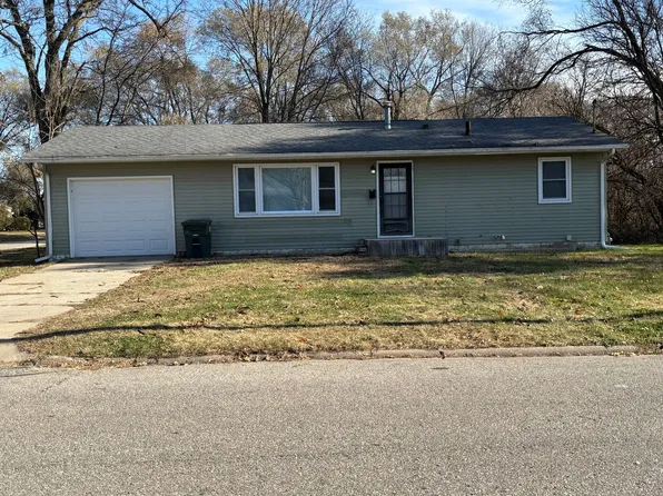 522 Beech St, Waterloo, IA 50703
