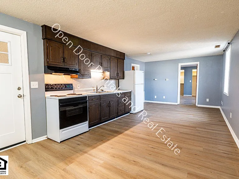340 N Wayne St — Photo 5