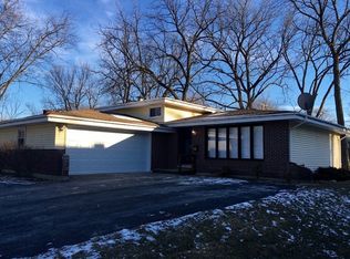 1210 W Roosevelt Rd, Wheaton, IL 60187