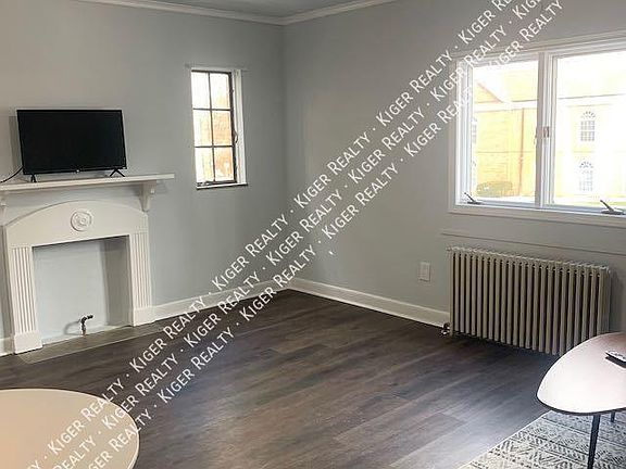 2nd image of 103 N Gay St #D