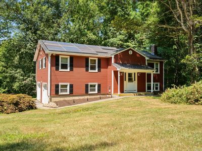 46 Eagle Ridge Drive, Gales Ferry, CT, 06335