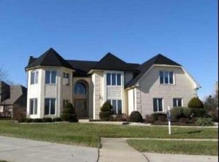 418 Brentwood Ct, Roselle, IL