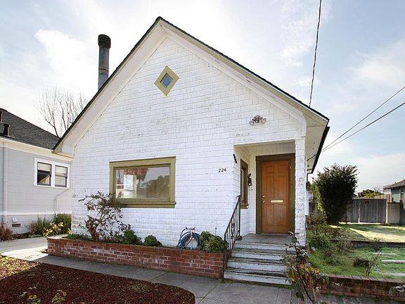3rd image of 224 Woods St