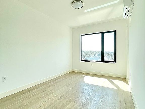 5th image of 62-98 Woodhaven Blvd #4Q