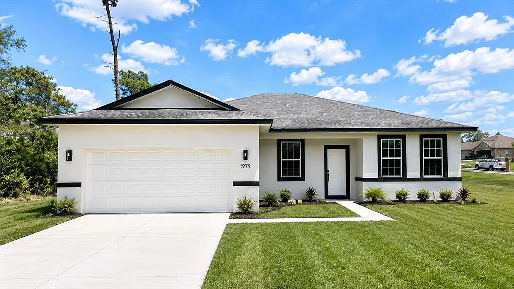 4 bed, 3.0 bath, 1827 sqft, $2,300 — Photo 2