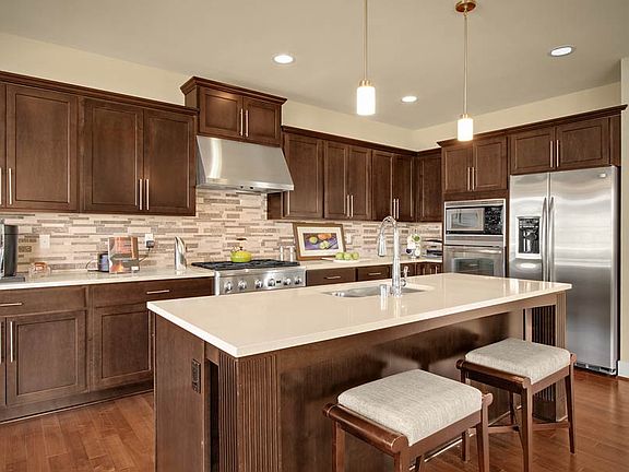 4th image of 123 99th Ave NE #2