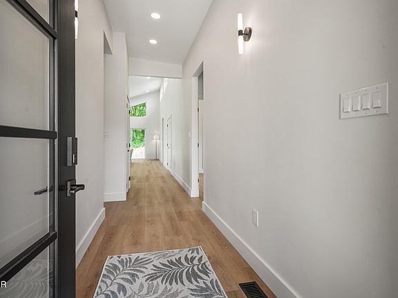 4th image of 2314 Rock Gardens Dr Lot 46