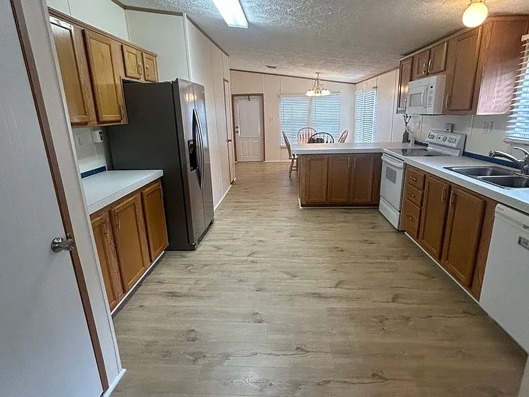 2087 Geer Hwy — Photo 34