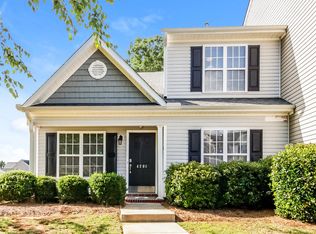 4201 Youngstown Dr, Greensboro, NC 27405