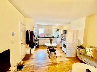93 Endicott St #101F, Boston, MA 02113