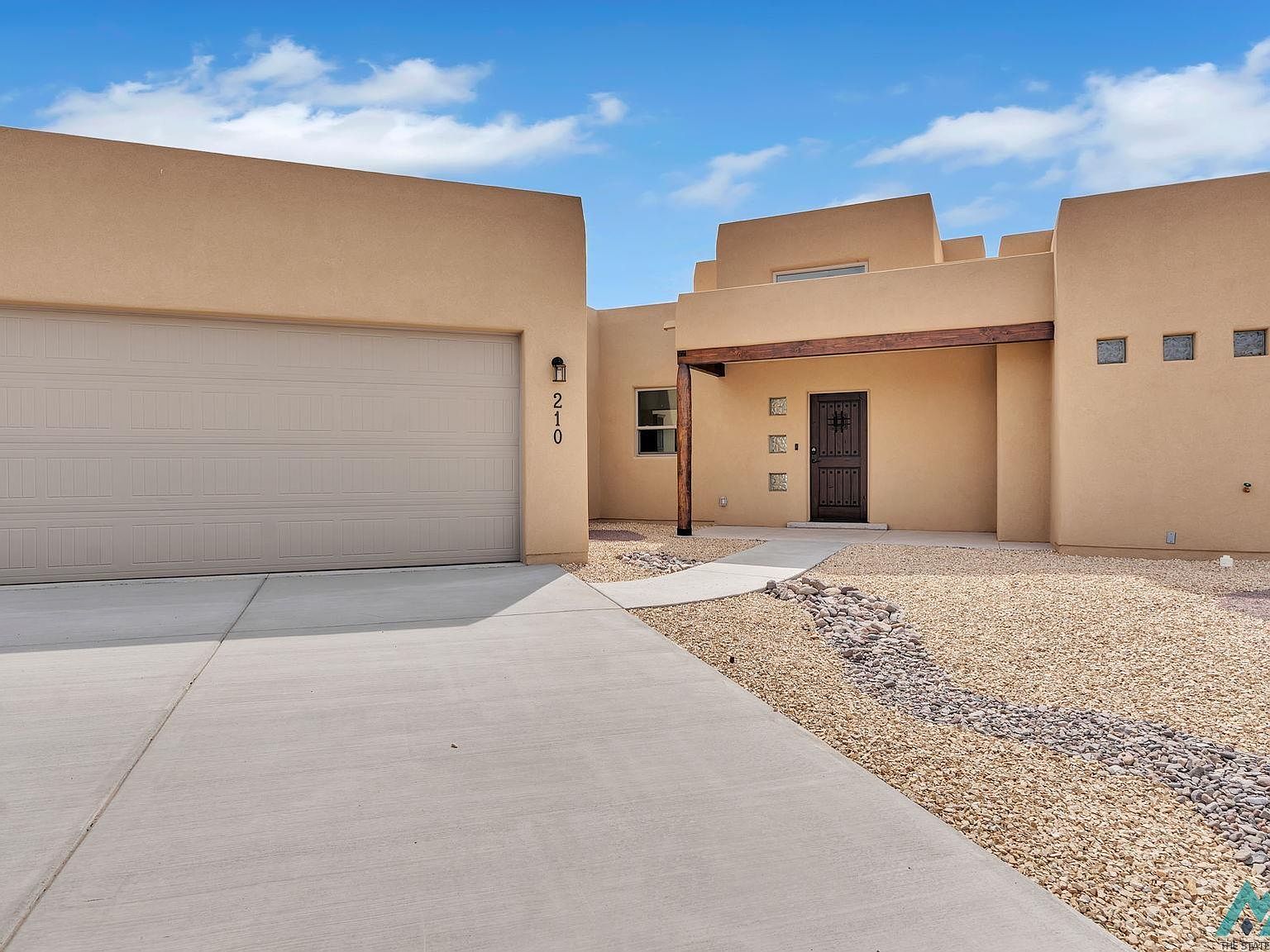 210 Tierra Verde Cir