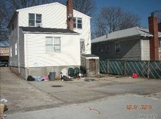 20644 45th Rd, Bayside, NY 11361