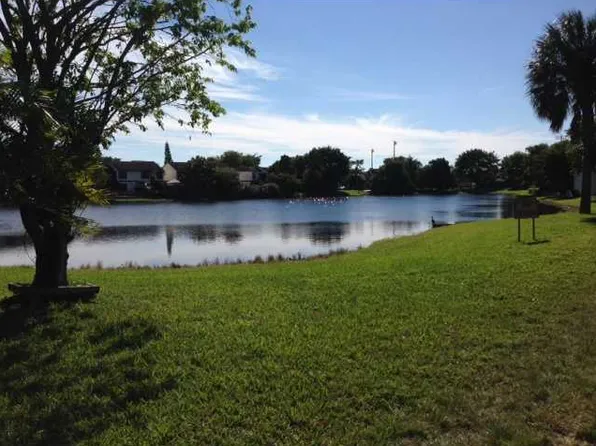 600 NW 97th Pl #600, Miami, FL 33172