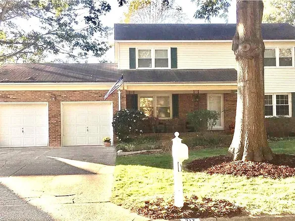 717 Queen Elizabeth Dr, Virginia Beach, VA 23452
