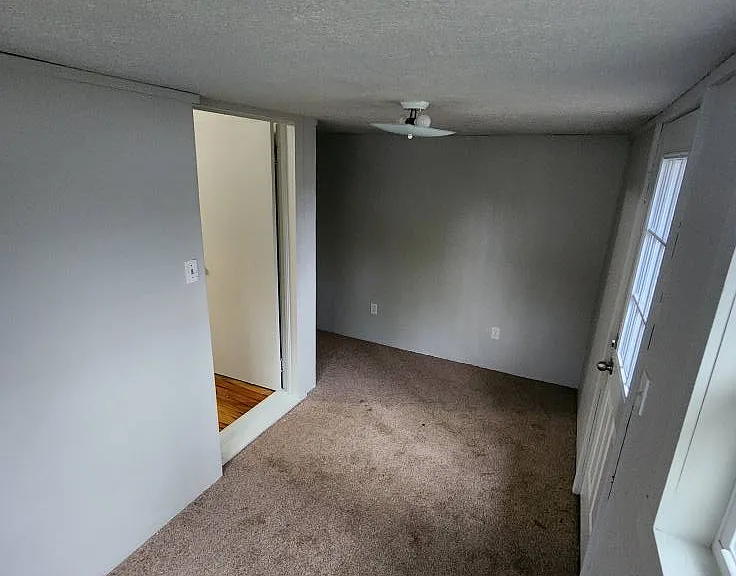 112 S Orchard St — Photo 7