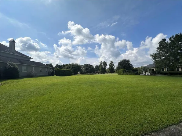 202 English Turn Dr, New Orleans, LA 70131