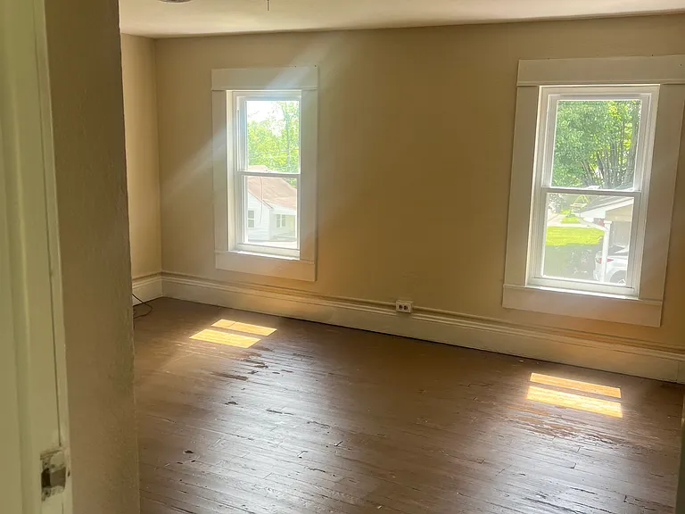 2401 Bradley St — Photo 10