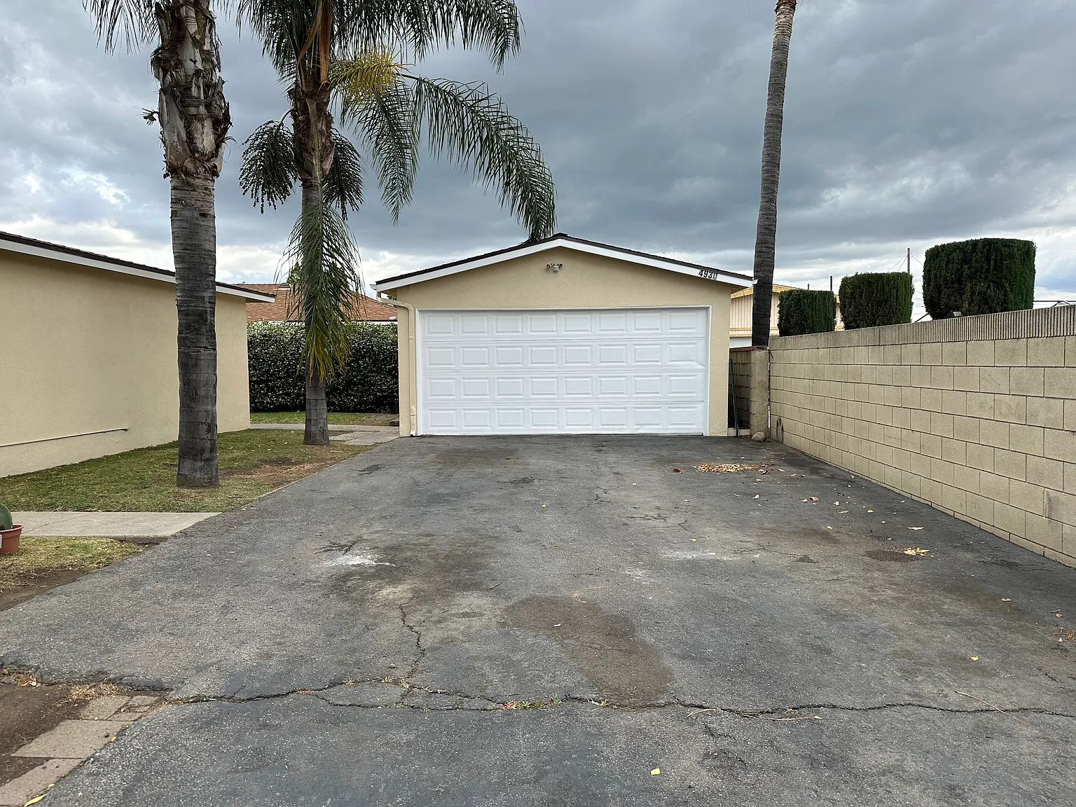 2 bed, 900 sqft, $2,950 — Photo 2
