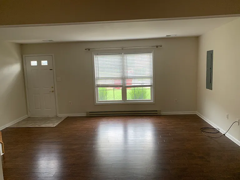 10120 Saint George Cir — Photo 6