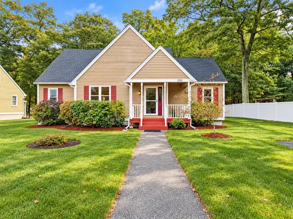 2701 Pouliot Pl, Wilmington, MA 01887