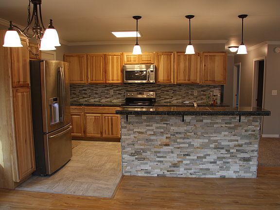 2nd image of 3293 Storey Dr