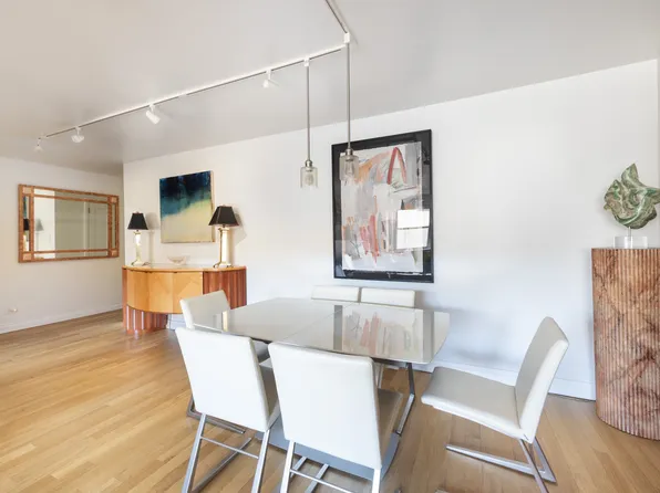 50 East 79th Street image 3 of 14