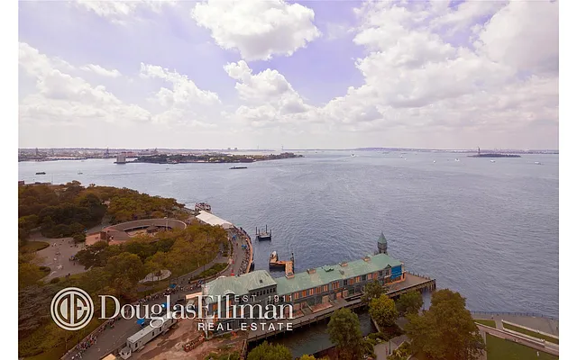 Rented by Douglas Elliman | media 44