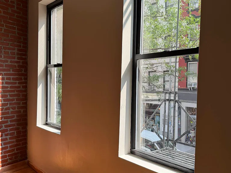 27 Prince St #1 — Photo 2
