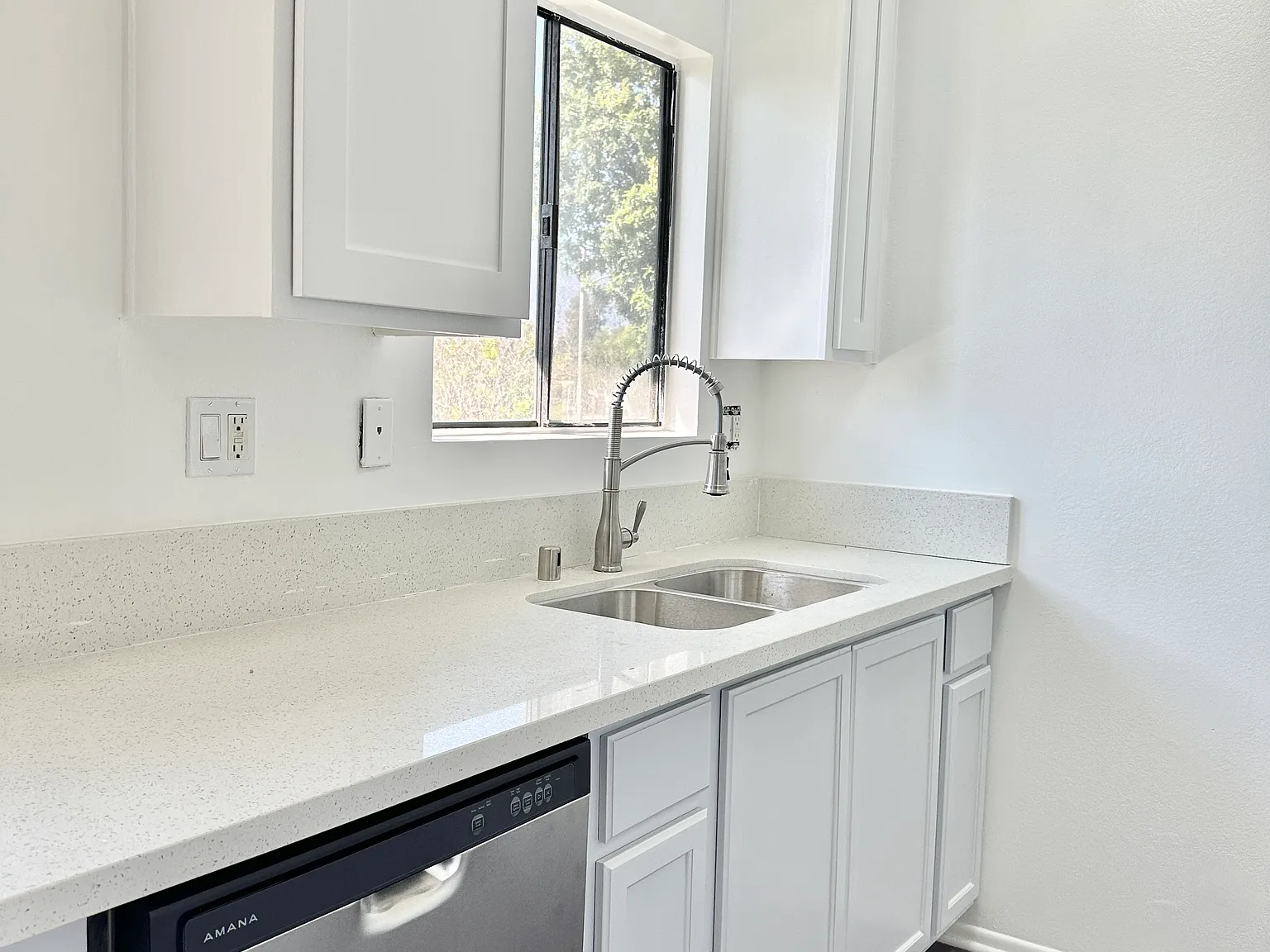 1 bed, $1,595 — Photo 1