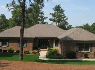42 Highland View Dr, Southern Pines, NC 28387