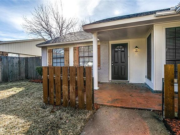 2nd image of 2122 Pennington Dr