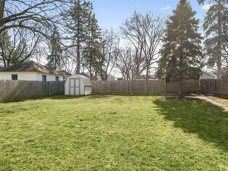 125 E Sunnyside Ave — Photo 42