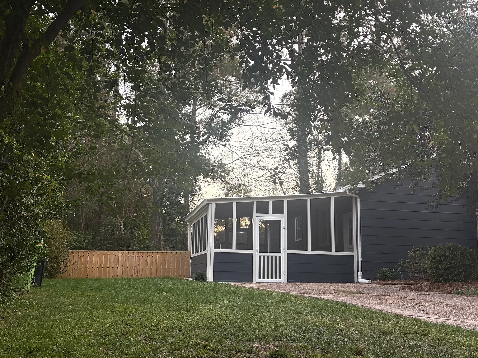 4 bed, 1298 sqft, $2,300 — Photo 2