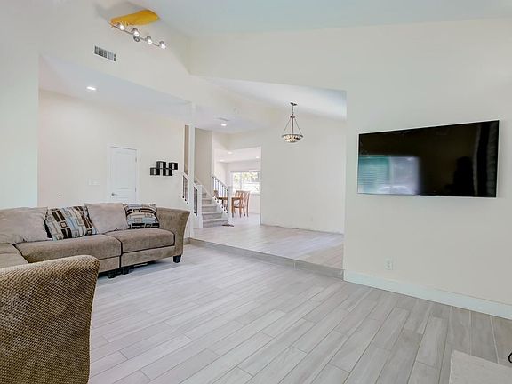 5th image of 9663 Appalachian Dr