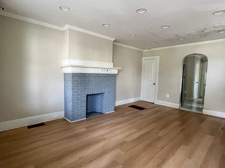 57 Laurel Ave #1 — Photo 3