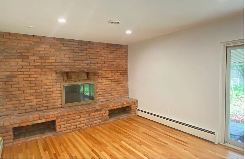 2727 Oakdale Drive - 1 — Photo 4