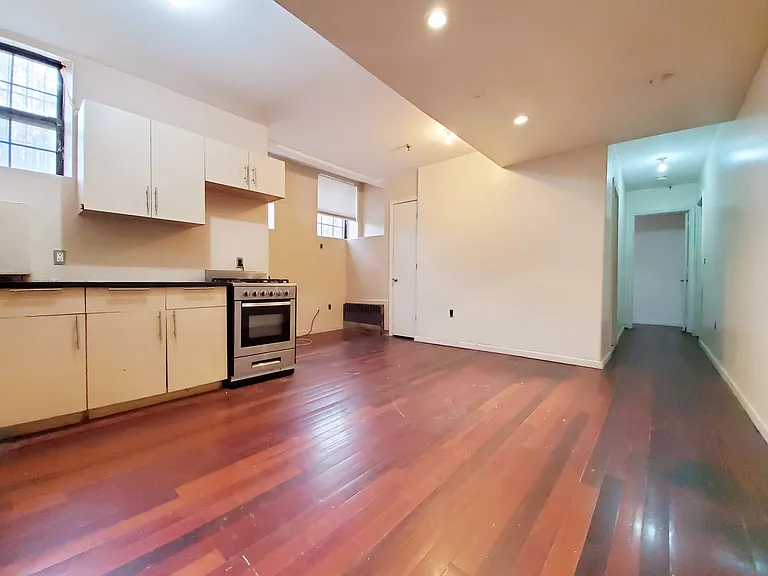 51 Eldert St #101 — Photo 2