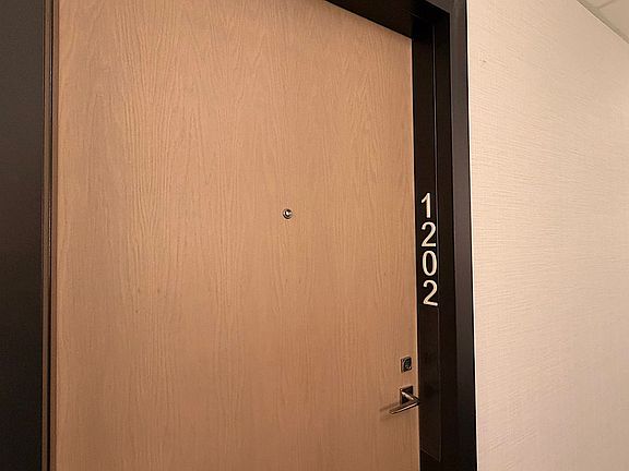 4th image of 8 Rouge Valley Dr W #1202B
