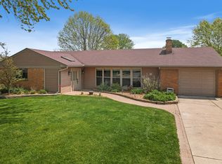 41648 Bayhaven Dr, Harrison Township, MI