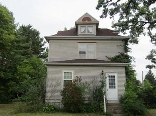 307 E Tomlinson St, Poynette, WI 53955