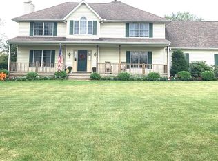 2002 Bellus Rd, Hinckley, OH 44233