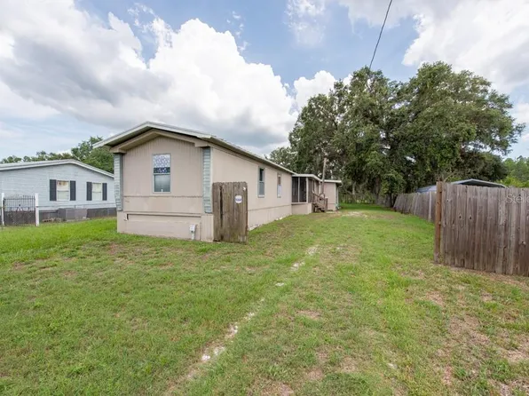 39034 Central Ave, Zephyrhills, FL 33540