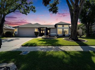 1910 Elk Spring Dr, Brandon, FL 33511