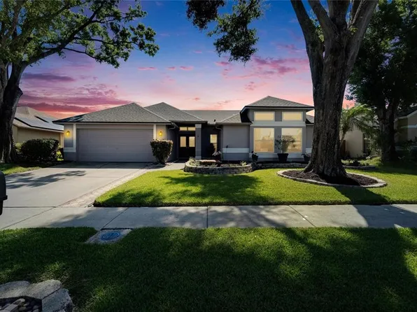 1910 Elk Spring Dr, Brandon, FL 33511