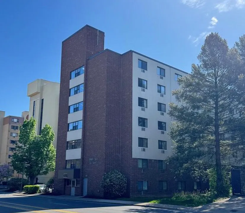 616 E College Ave #606
