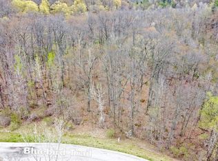 309 Dogwood Ln, Ortonville, MI