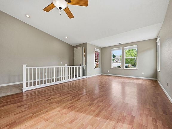 5th image of 715 Antiquity Drive
