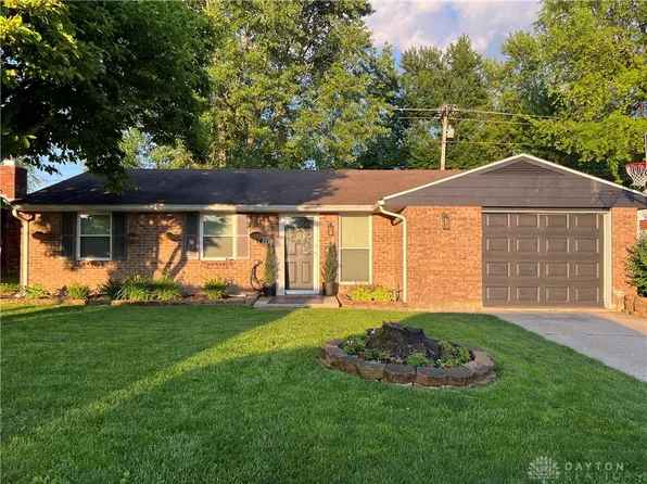 1411 Saratoga Dr, Troy, OH 45373