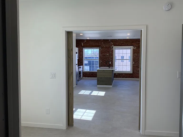 119 N Main St #1 — Photo 4